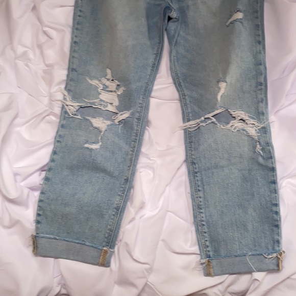Old Navy Boyfriend Jeans - Picture 2 of 6